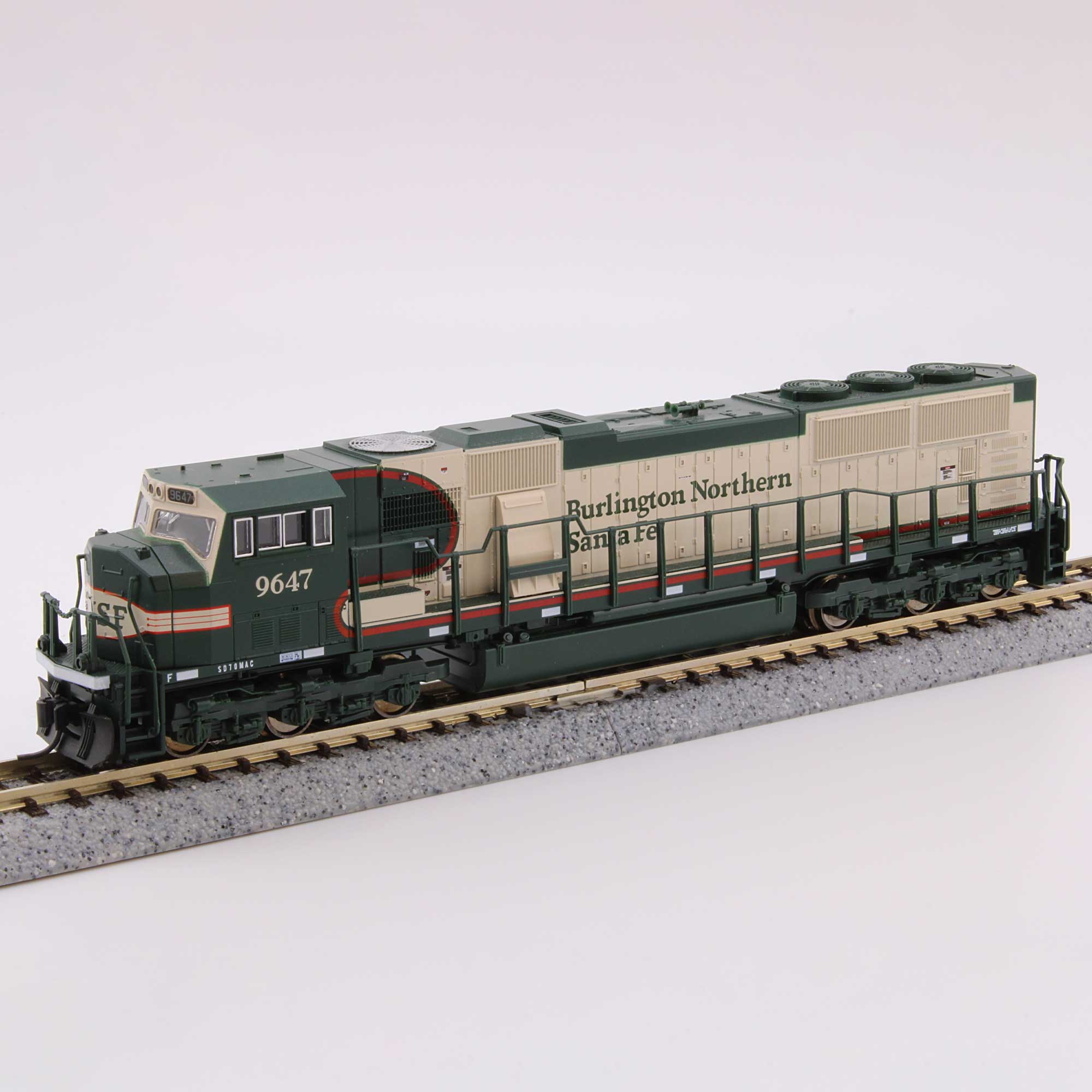 (N) SD70MAC BNSF (Merger Paint Scheme) #9647 w/ Preinstalled DCC + Sound